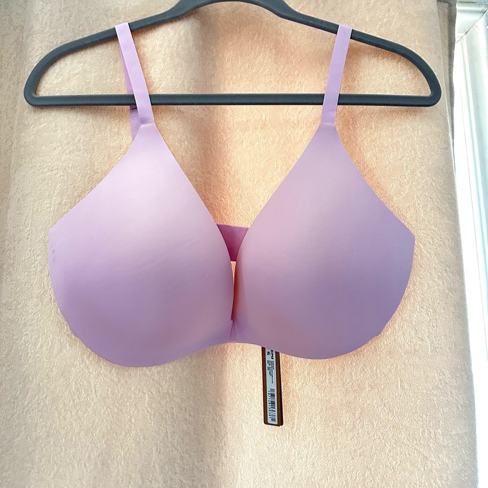 SKIMS BRA
WIRELESS SUPER PUSH-UP BRA